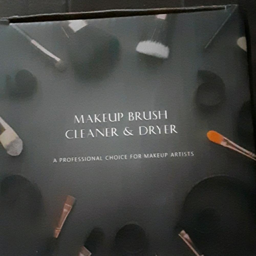 Brand new makeup brush cleaning bowl